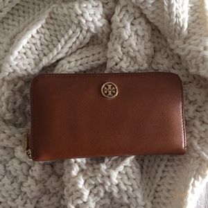 Tory Burch Wallet